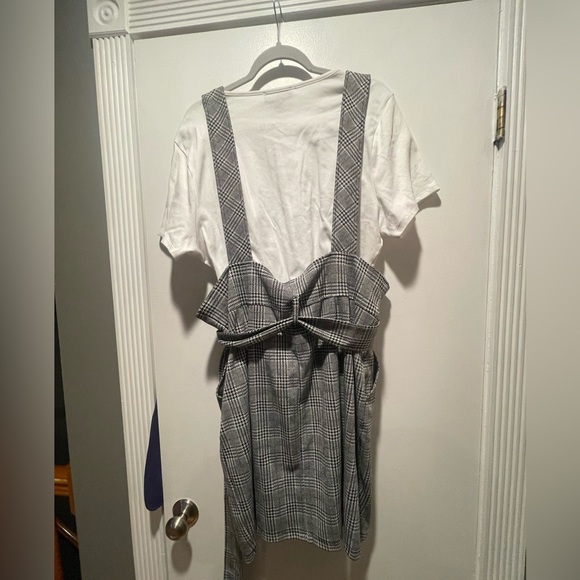 Forever 21 Plaid Overall Dress - Picture 2 of 2